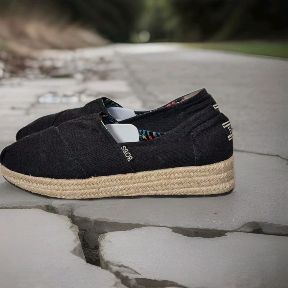 BOBS Skechers Women's Black Espadrilles Wedges Memory Foam Arch Pillow Sz 9